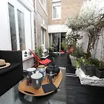 What are the best hotels near Cathedrale Notre-Dame d\'Amiens?